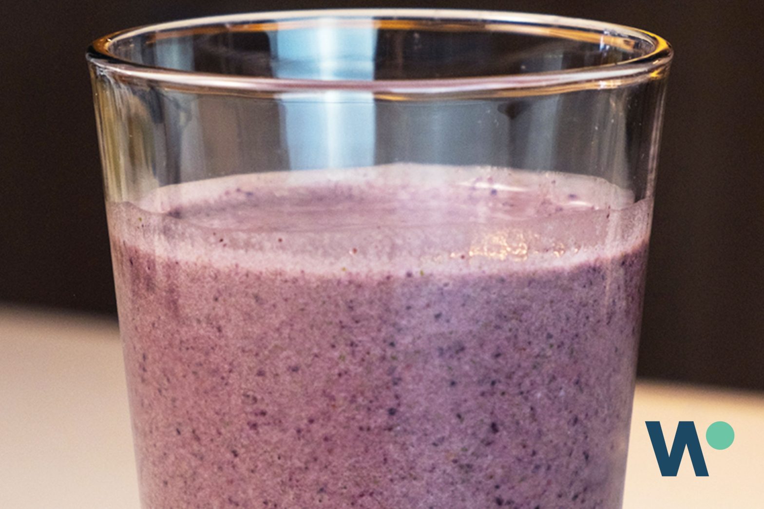 strawberry blueberry protein smoothie